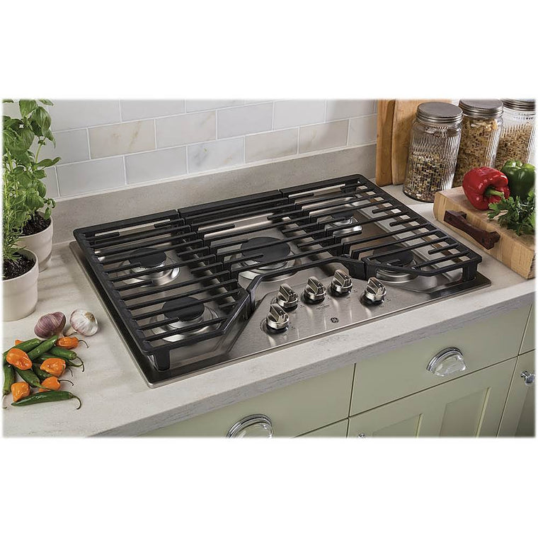GE 30-Inch Gas Cooktop in Stainless Steel